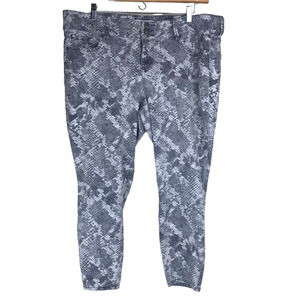 Torrid High Rise Jegging Skinny Jeans Size 22S Snakeskin Print Denim Stretchy